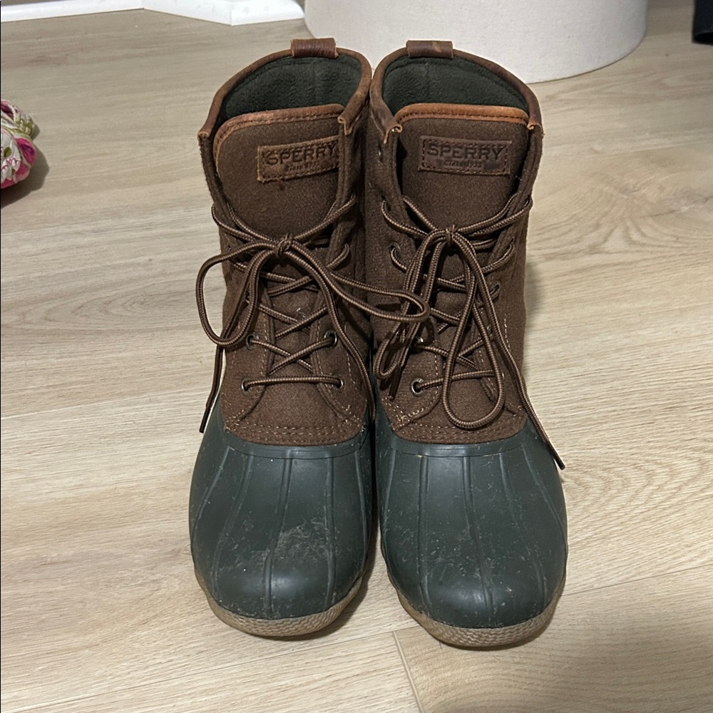 Sperry Two-Tone Outdoor Boots